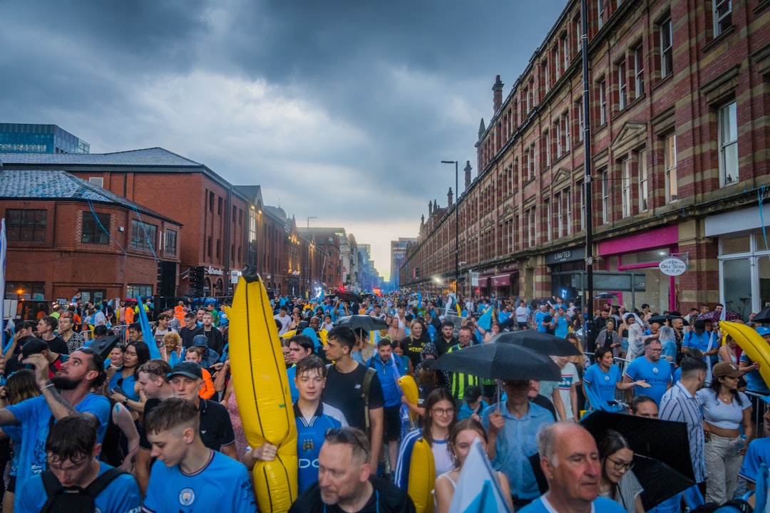 Manchester City Câștigă Drammatic Finala FA Cup, Confirmându-și Dominanța