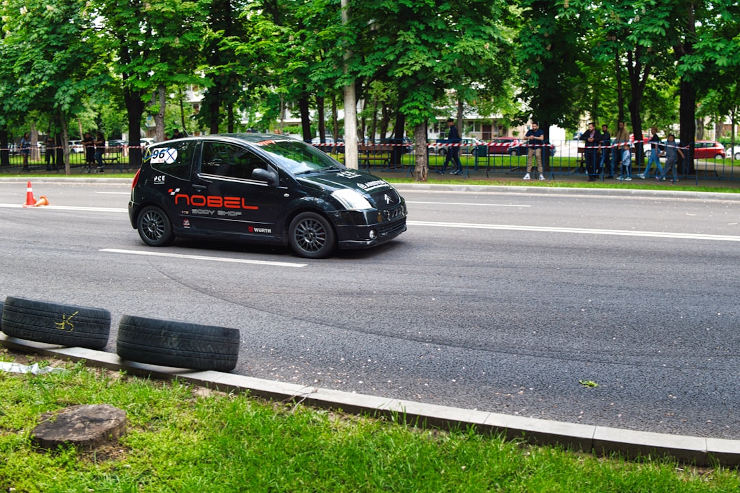 Piața Auto Românească în 2026: Hibridele Cuceră, Dieselul Rezistă la Mâna a Doua